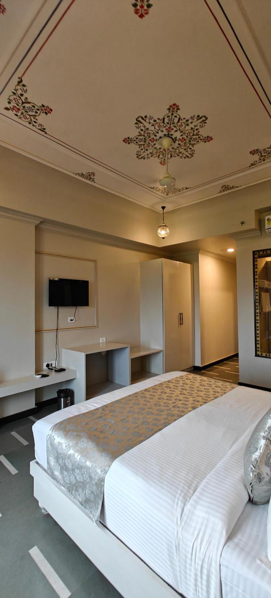 The Biletha Bagh Hotel Udaipur Exterior photo
